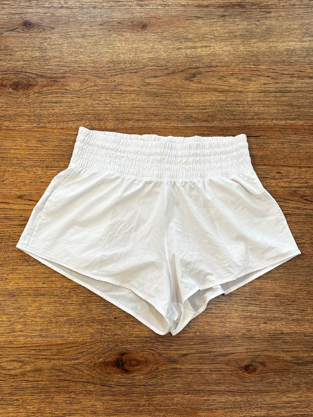 OFFLINE by Aerie Smocked Running Athletic Shorts White Lined Medium